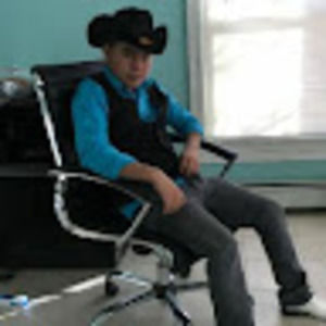 Meet your Posher, Andres